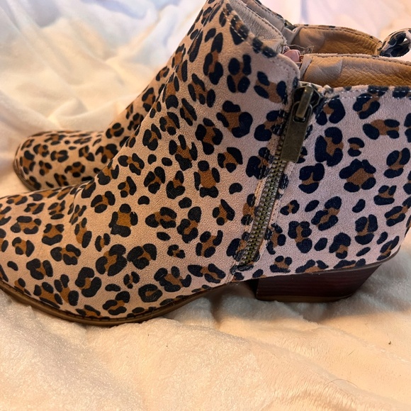 Leopard print ankle boot - Picture 3 of 5